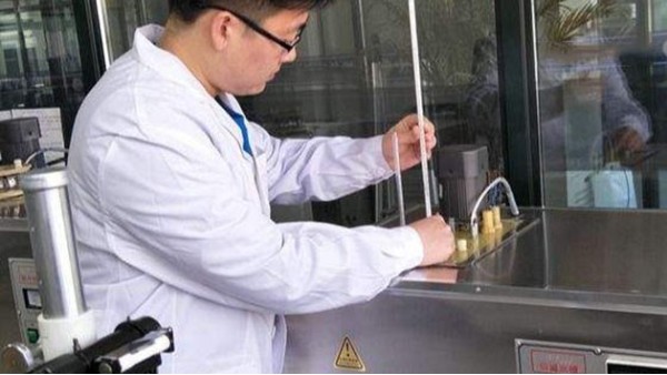 直角尺的正確校準(zhǔn)方法